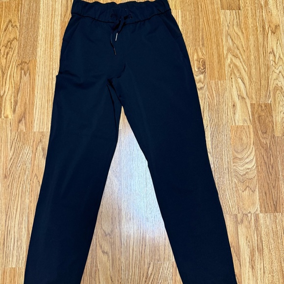 Lululemon Joggers, Black, Size 2 - Picture 1 of 4